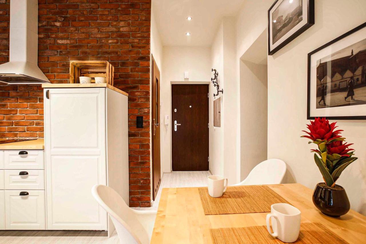 2-Room Apartment With Kitchen, Heart Of Cracow Old Town Cracóvia Exterior foto